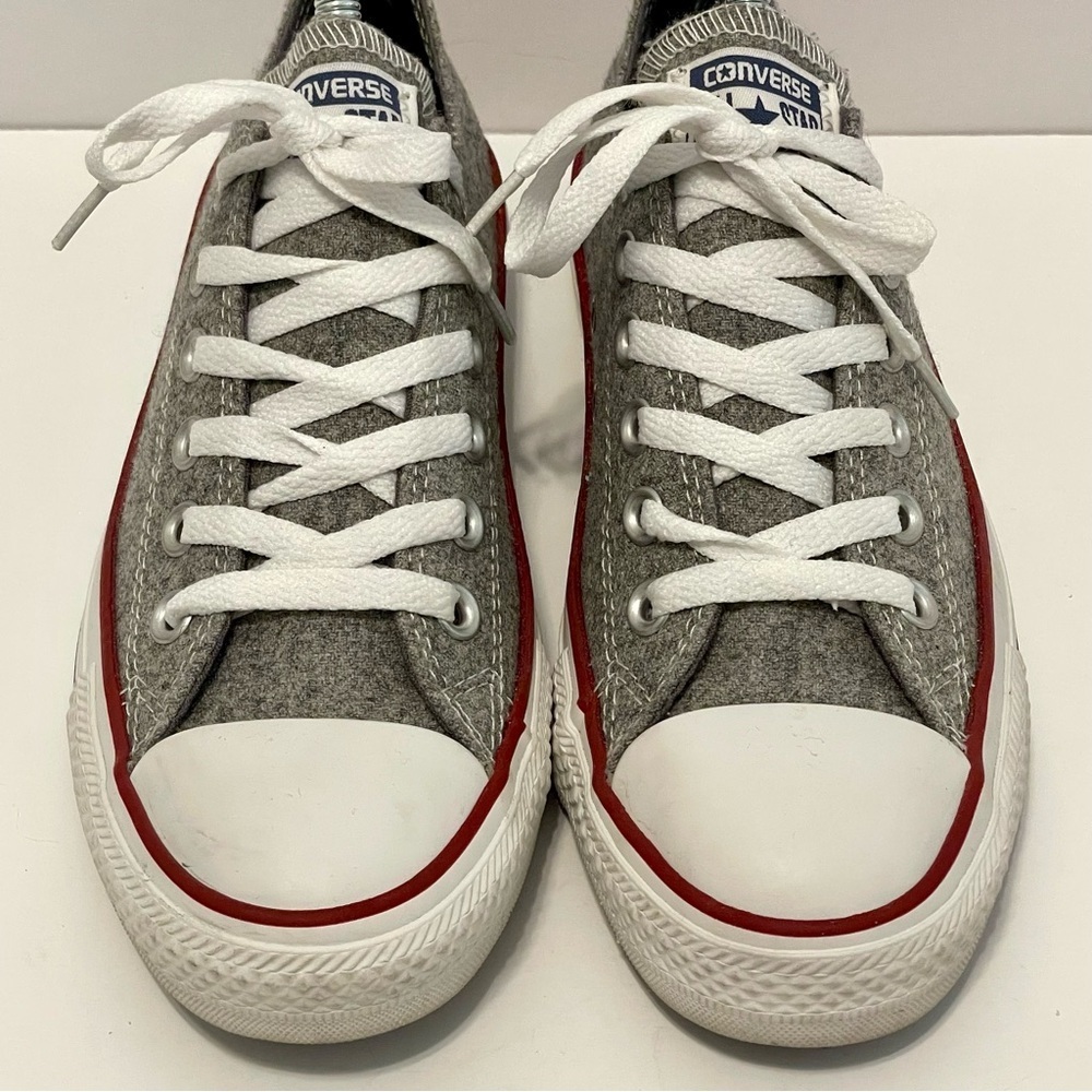 Converse Low Top Sneakers in Gray, White & Red Accent Women’s Size 7 - Picture 7 of 14
